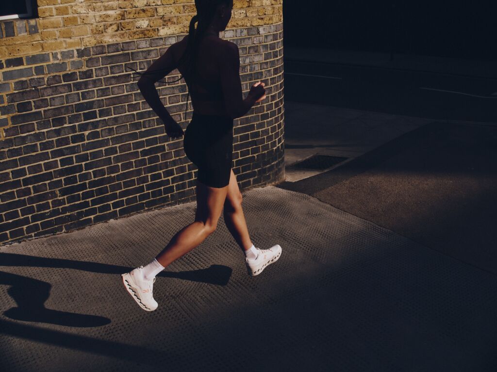 Create Small JPG Fw25 Run Culture Pr Product Still People Woman Cmyk 23