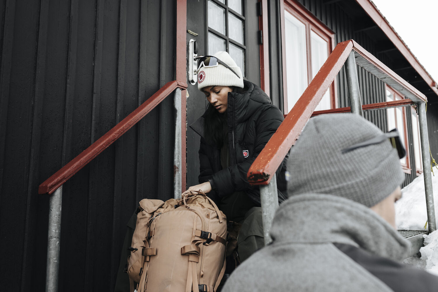 Fjallraven_25_ExpeditionMidWinterJacket_W_Black_Balast