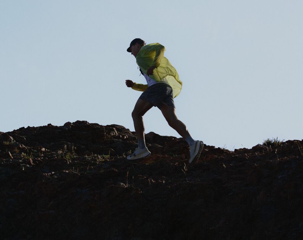 Create Small JPG Fw25 Cloudultra Po Head To Toe Still Cloudultra Pro 19