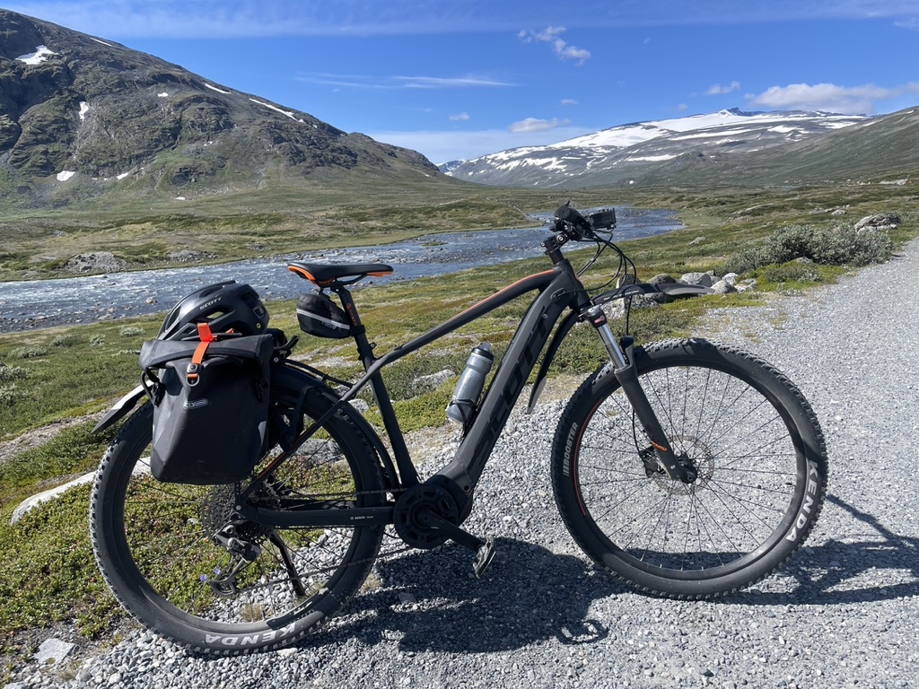 D7760253 25B8 46AC B90A 2989D7DBE5A8 1 105 C