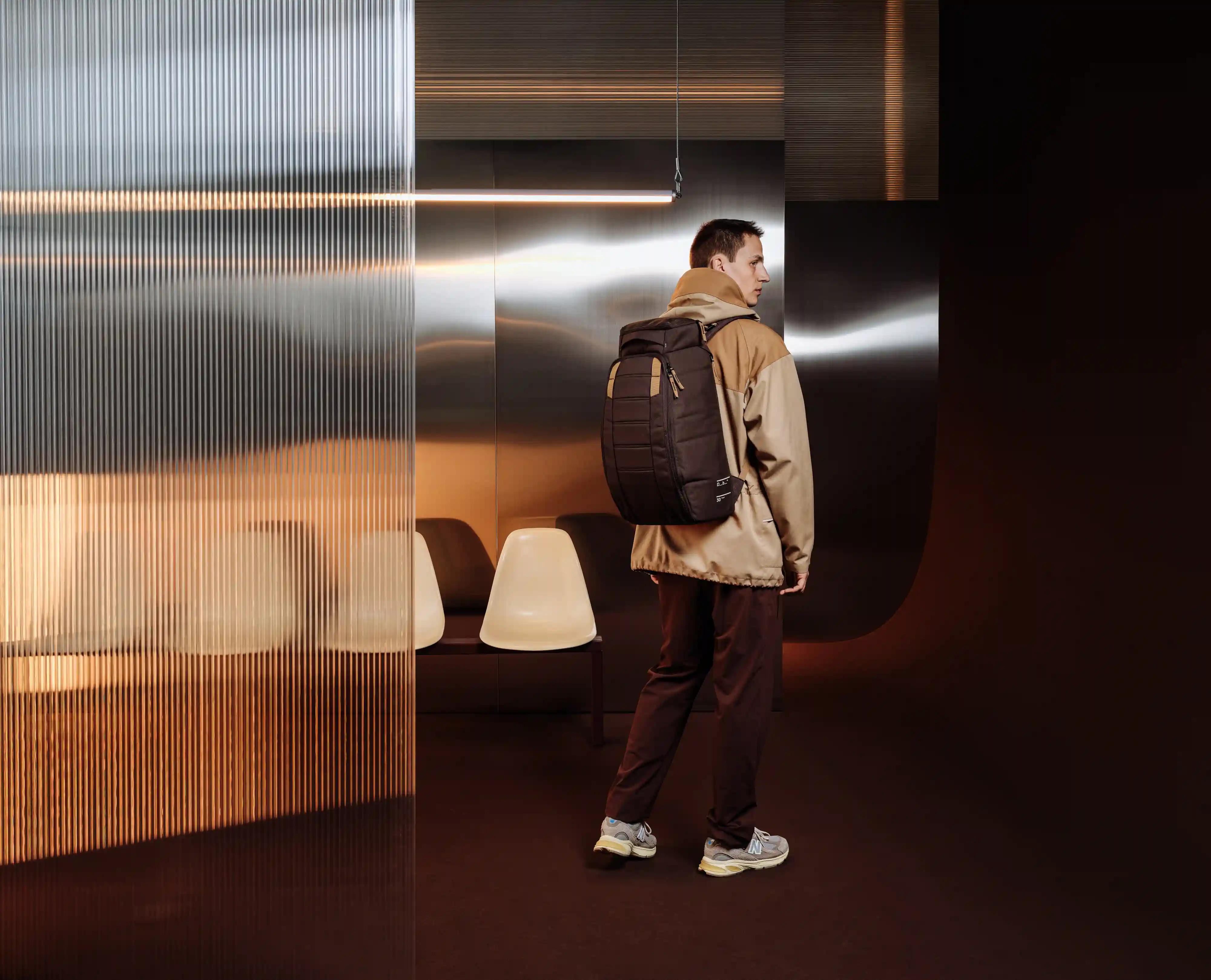 Hugger Backpack 30L Espresso Moods 0