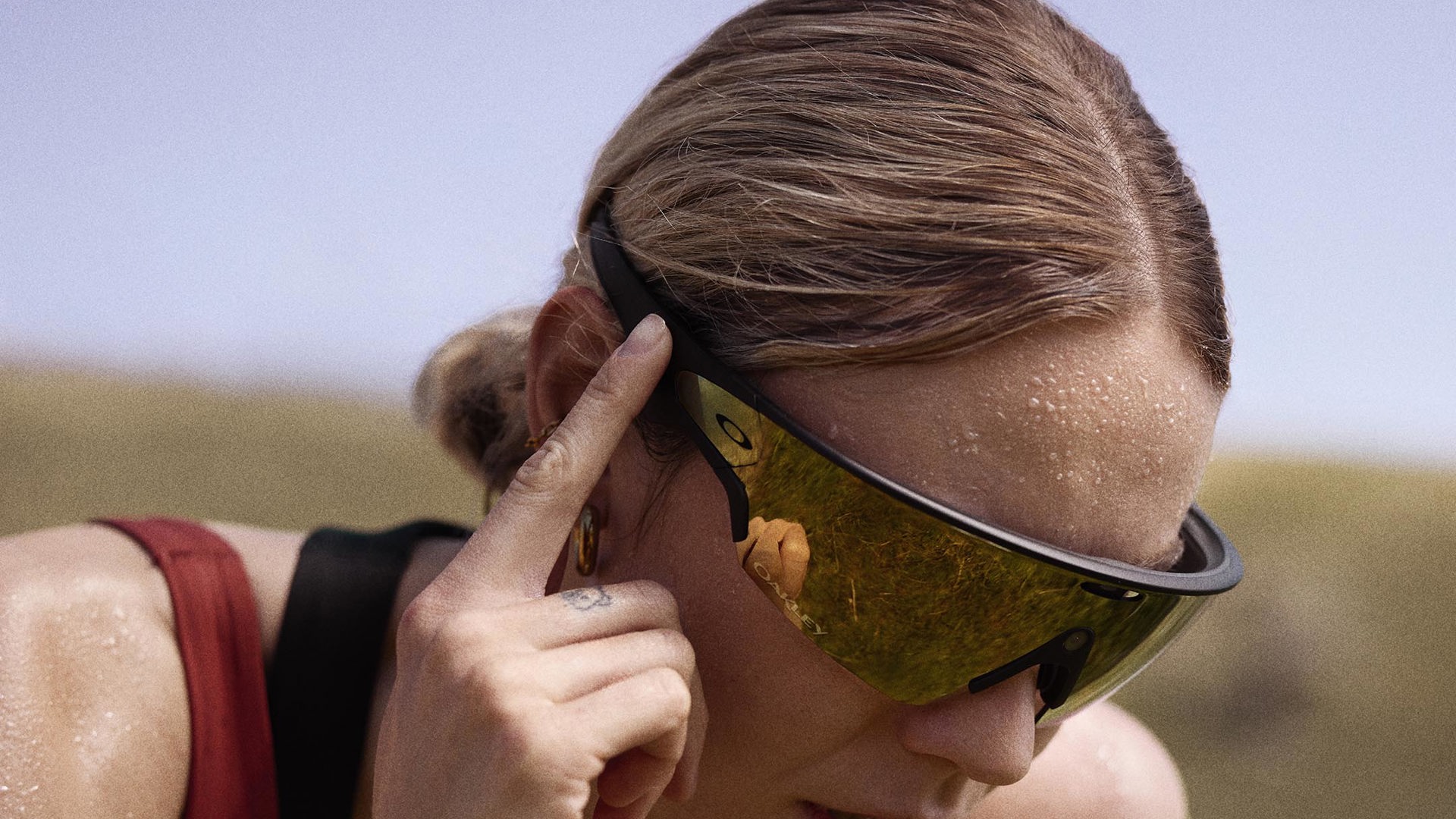 CASSANDRE BEAUGRAND WEARING OAKLEY META VANGUARD