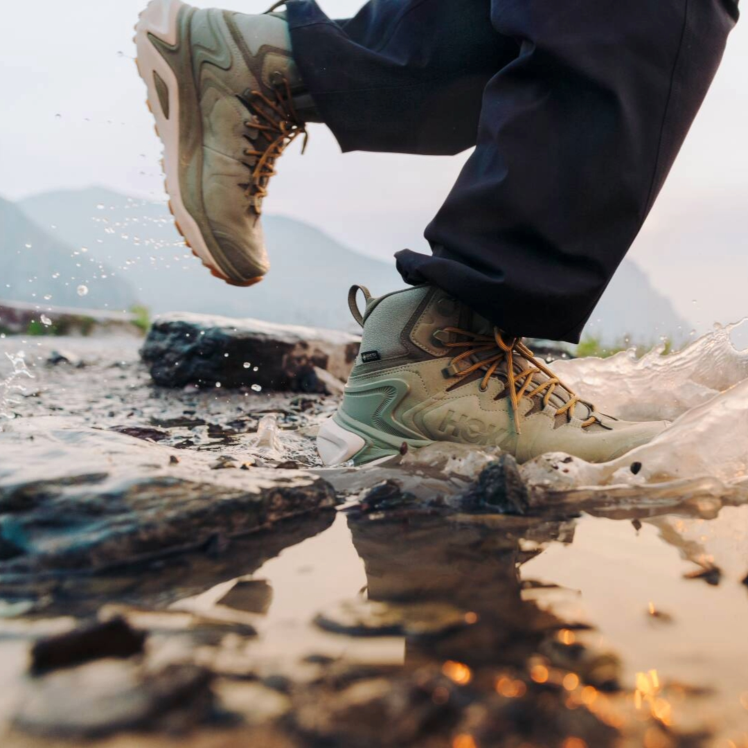 Hoka Fjellsko 6 Hoka Kaha 3 GTX