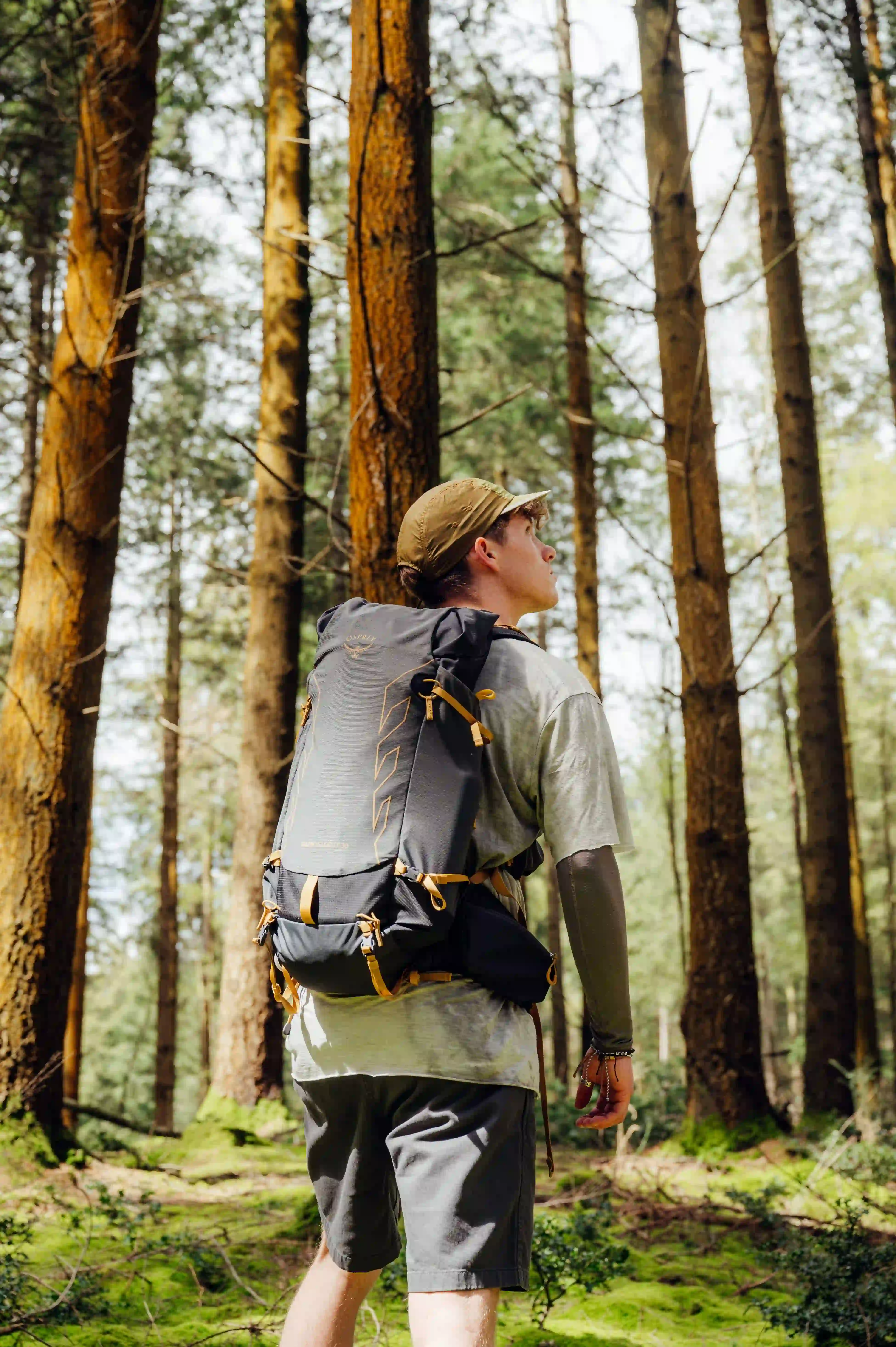 S24 Talon Velocity Dark Charcoal Tumbleweed Yellow 10005888 2 Kopi