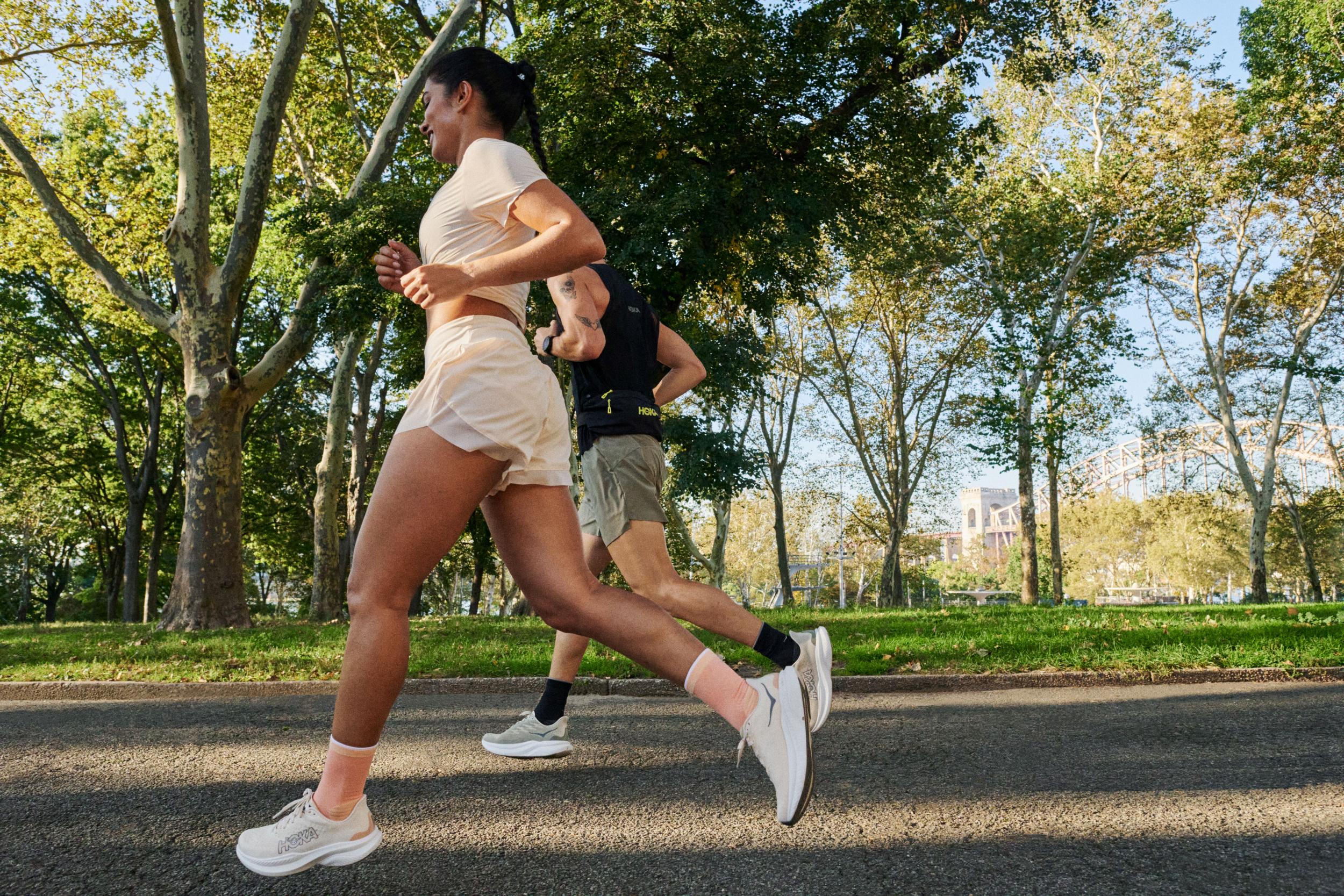 230104 HOKA SP24 Mach6neutral 4712