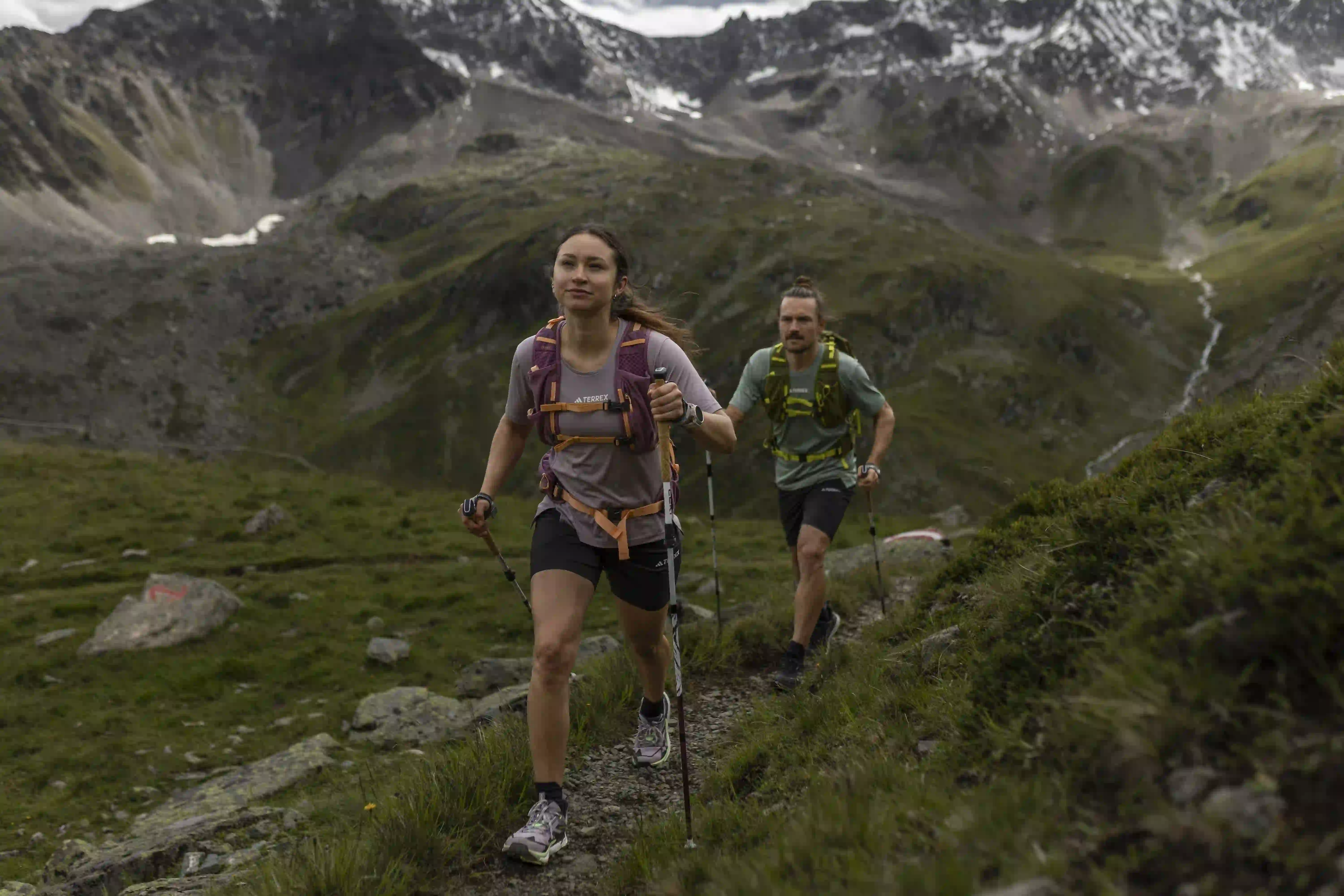 S24 Tempest Velocity Pashmina Melon 10005906 Helge Röske (20) Kopi