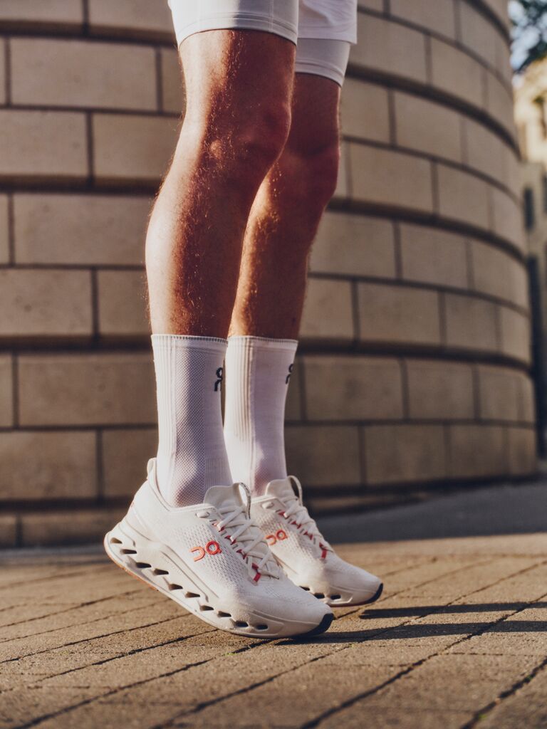 Create Small JPG Fw25 Run Culture Pr Product Still People Rgb 20